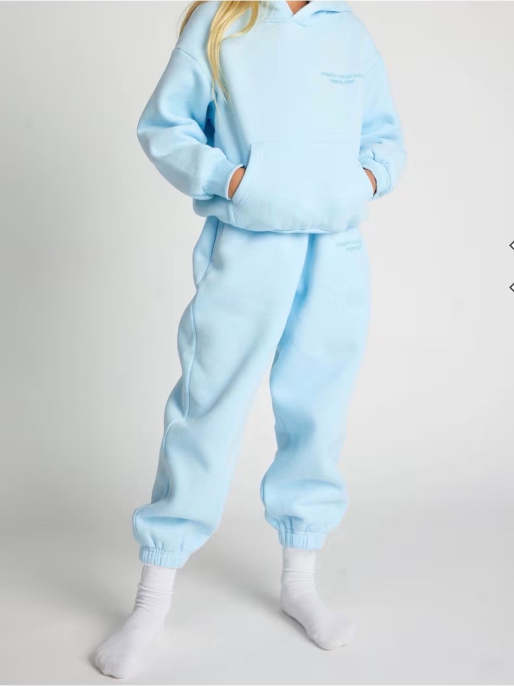 Comfort Kids Unsex sweatsuit. Size M